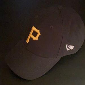 NWOT Pirates Baseball Hat New Era adjustable